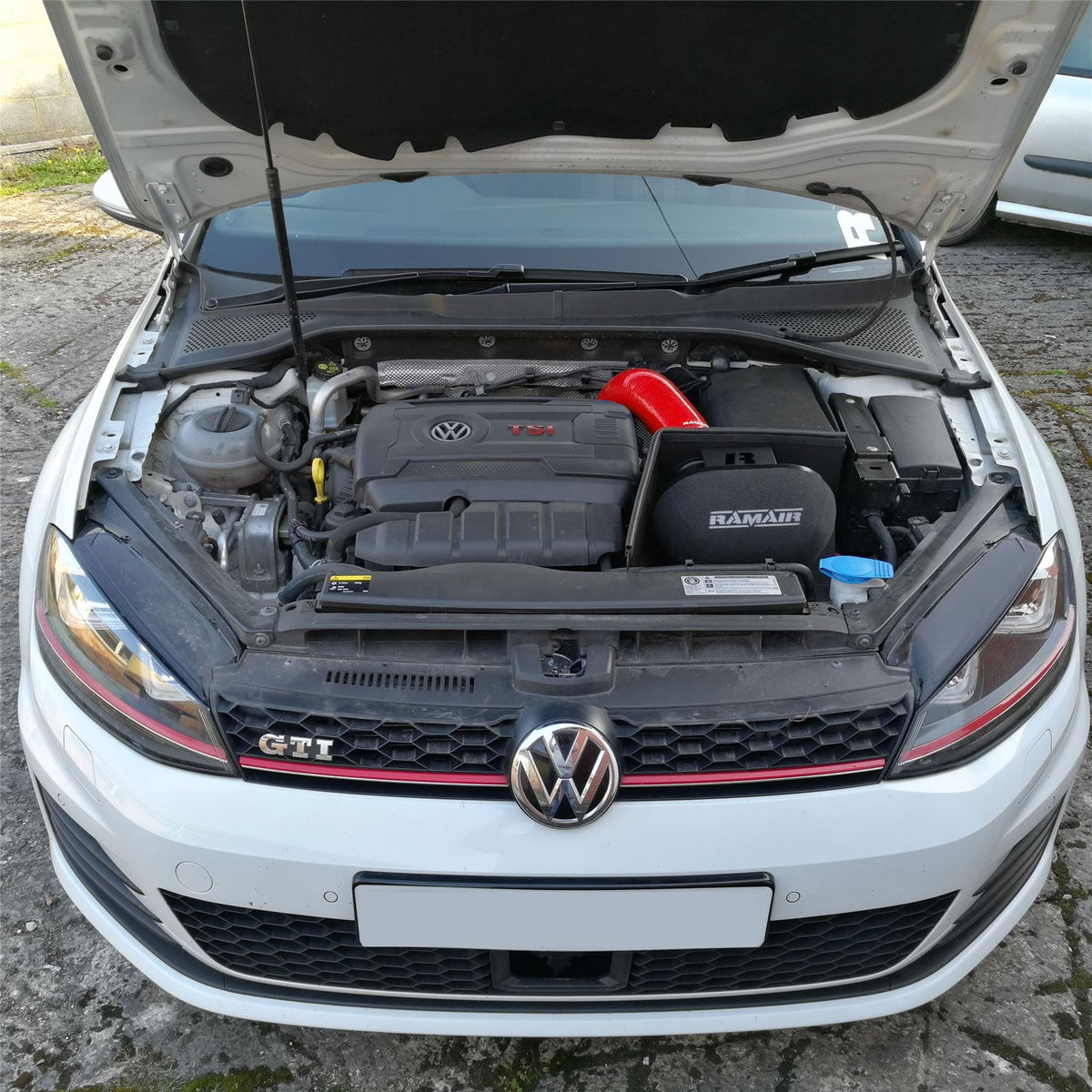 Performance Foam Induction Kit With Turbo Elbow for 2.0 TSI MQB VAG - Red Hose