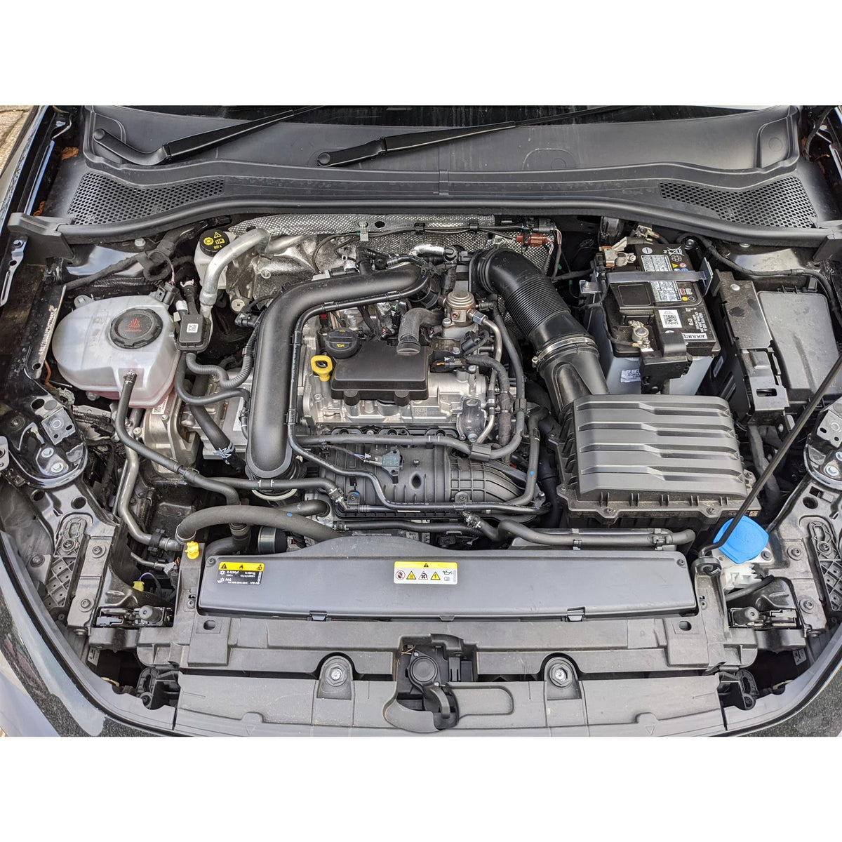 Performance Pleated Induction Kit for VW MK8 1.5 TSI