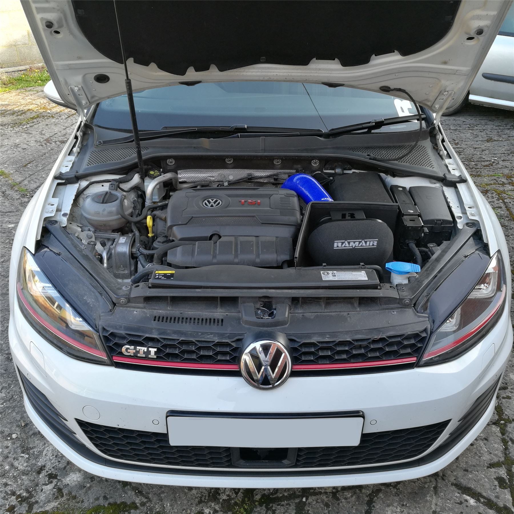 Performance Foam Induction Kit With Turbo Elbow for 2.0 TSI MQB VAG - Blue Hose