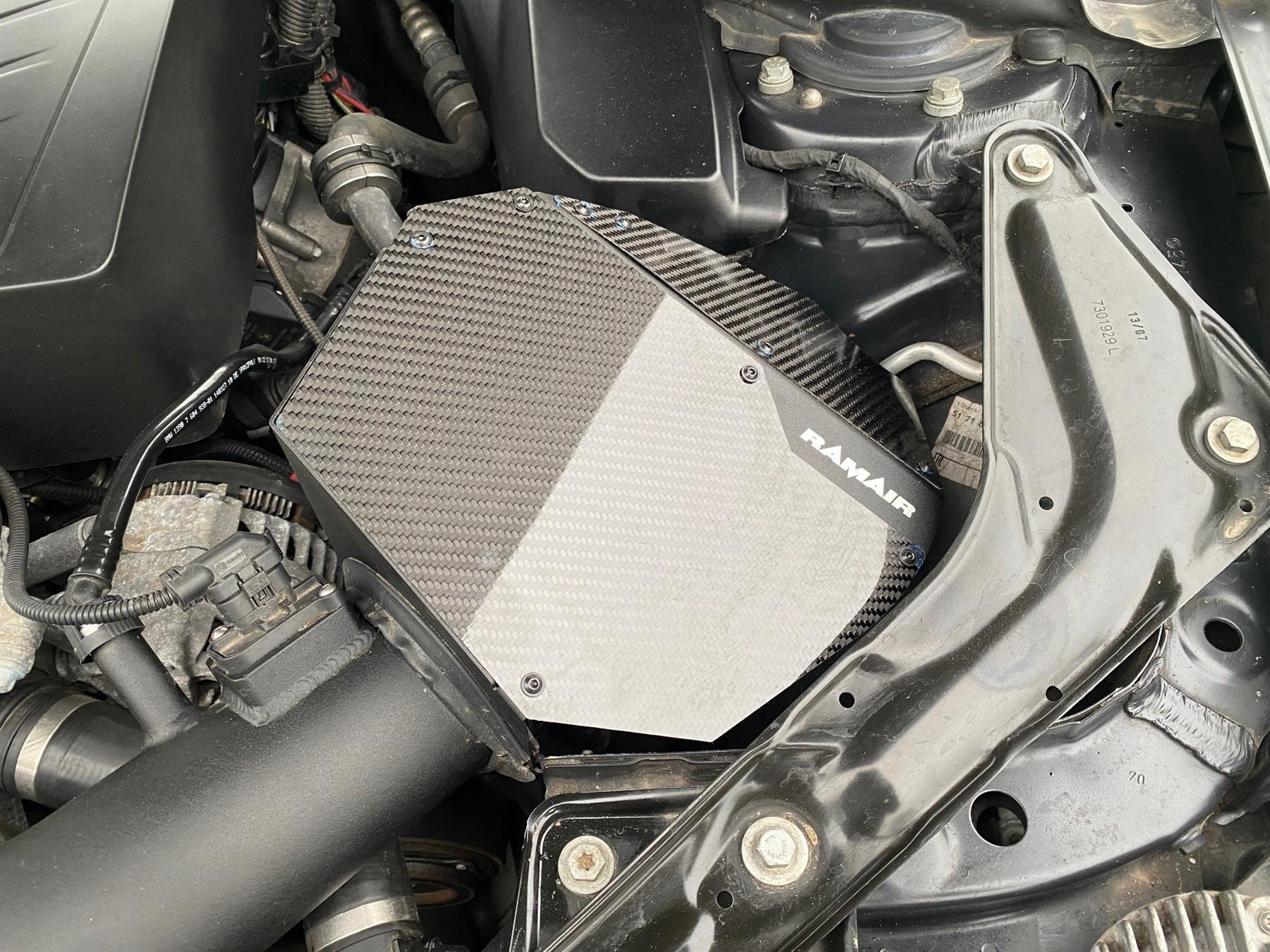 Performance Foam Induction Kit With Carbon Lid to fit BMW 135i 235i M2 3.0T N55