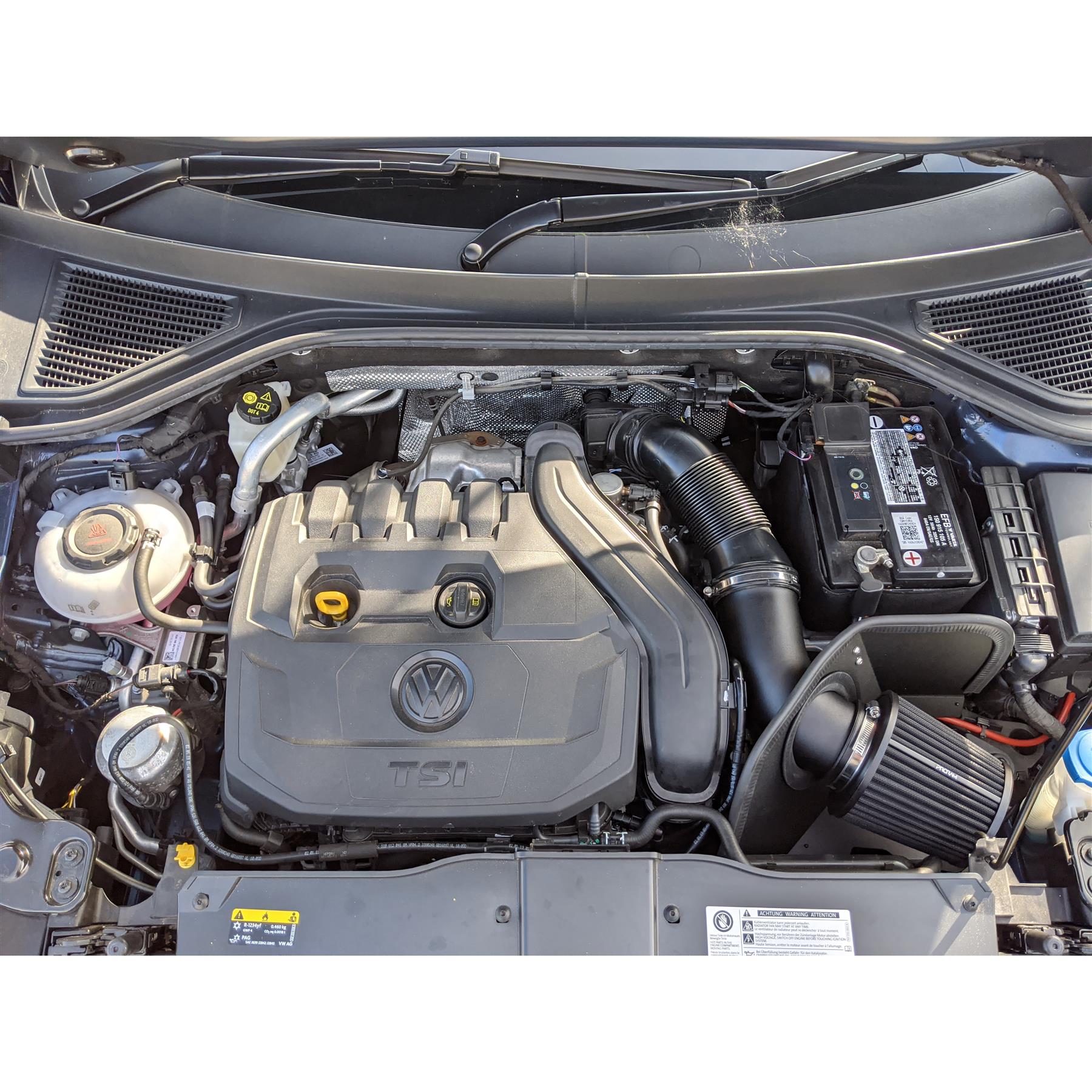Kit de Inducción Plisado de Rendimiento para VW MK8 Golf 2.0 GTi / R