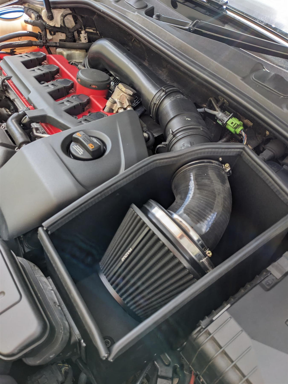 Performance Foam Induction Kit for VW MK5 R32 + Audi 8P RS3